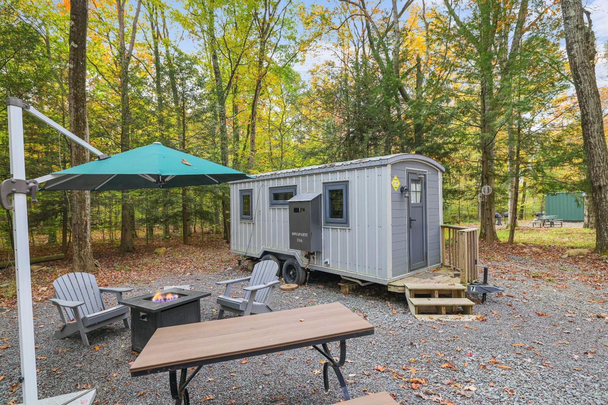 Camptel Poconos Lodging Albrightsville Buitenkant foto